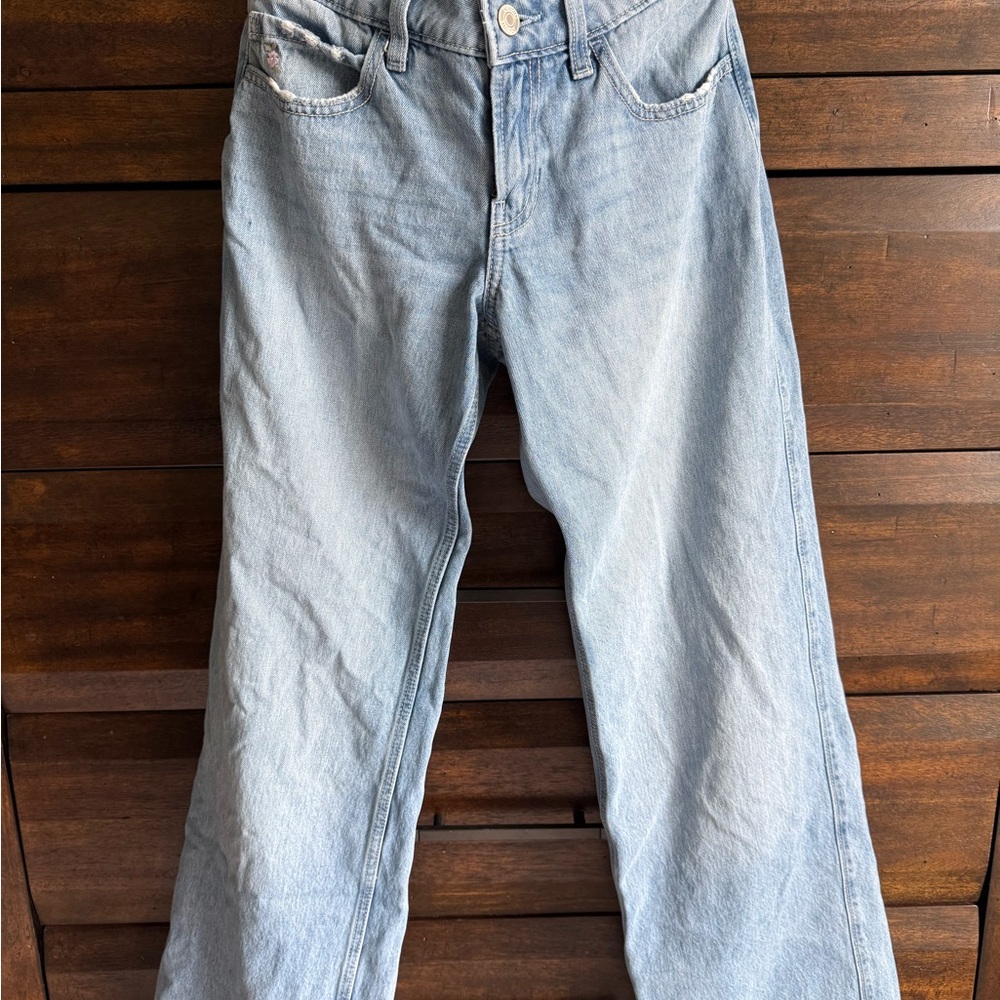 Hollister Women's Straight Leg Jeans - Light Blue